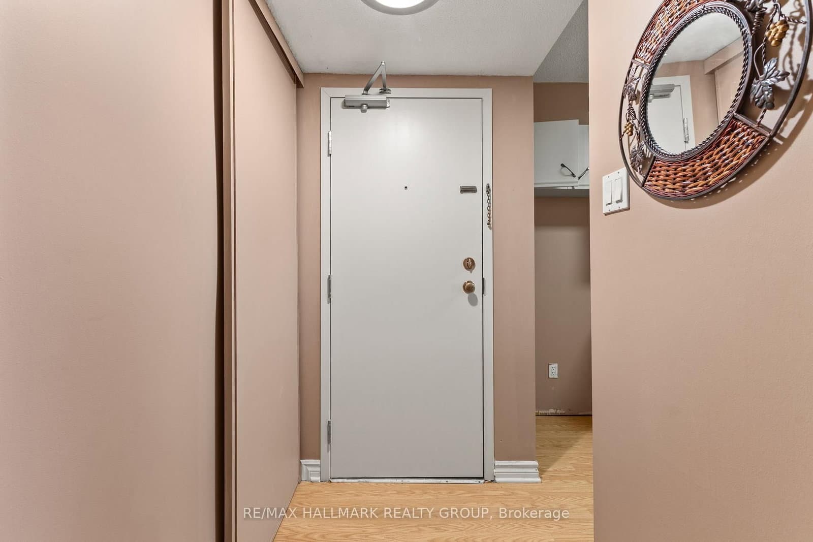308 - 191 Parkdale Avenue, Ottawa, ON — photo 6