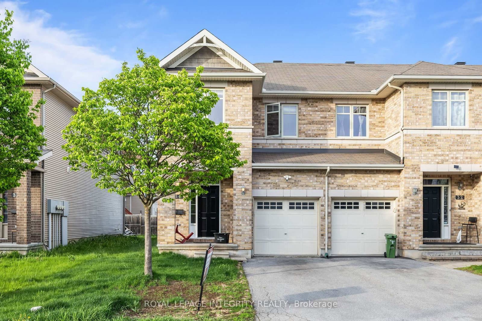 34 Torbec Avenue, Ottawa, ON — photo 2