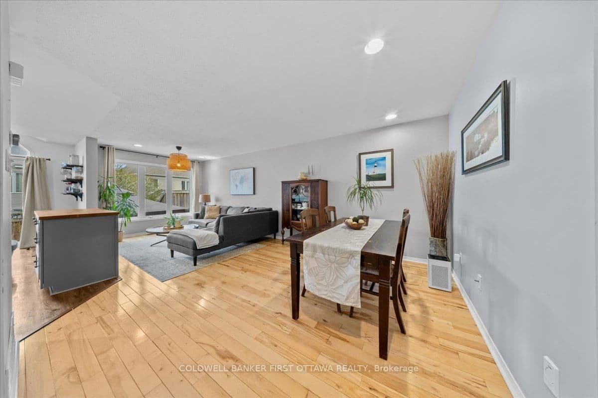 218 Flamborough Way, Ottawa, ON — photo 5