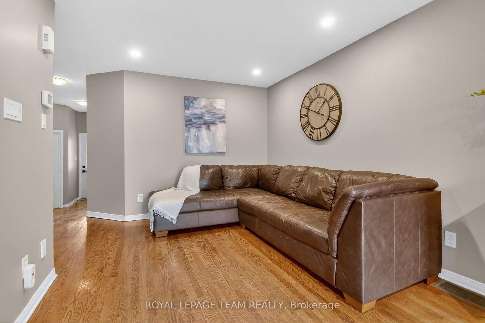 317 Copperfield Crescent, Ottawa, ON — photo 4