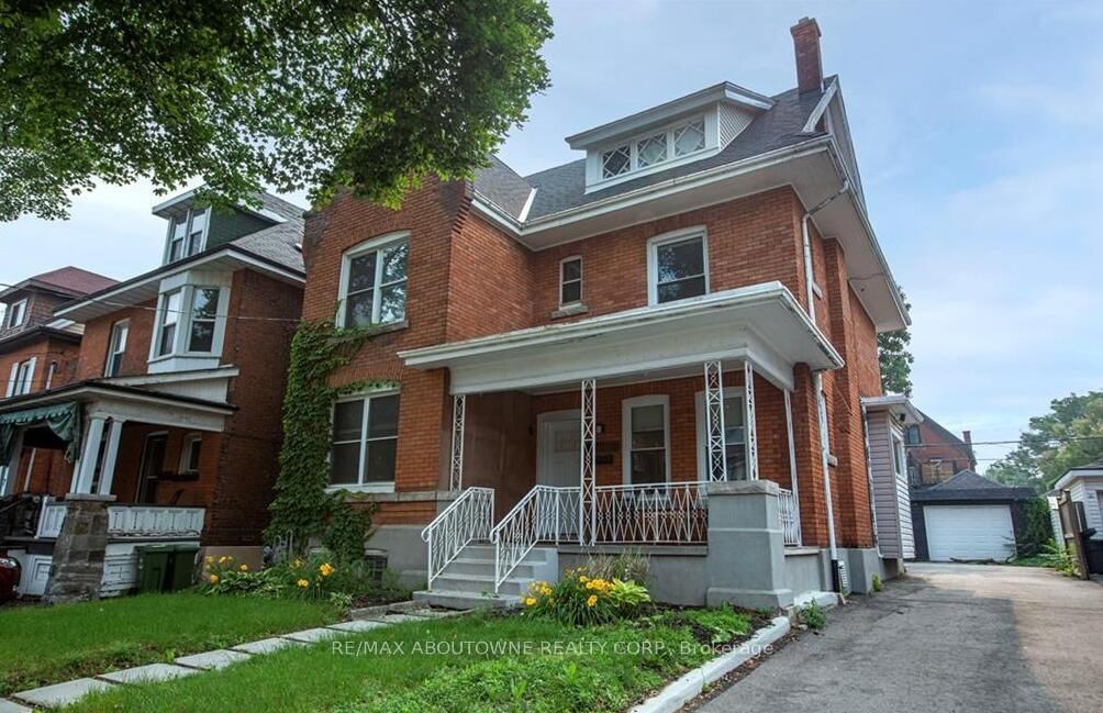 49 Fairleigh Avenue, Hamilton, ON
