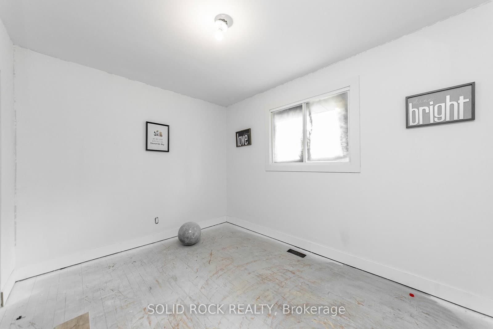 20 Norway Spruce Street, Ottawa, ON — photo 18