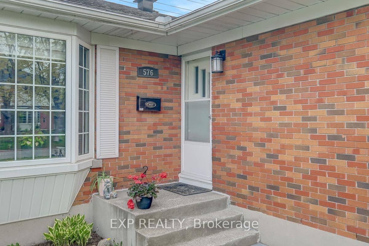 576 Browning Avenue, Ottawa, ON — photo 3