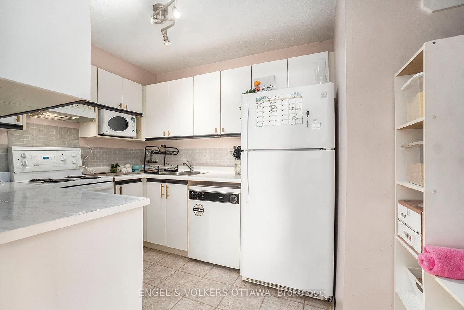 907 - 475 Laurier Avenue, Ottawa, ON — photo 10