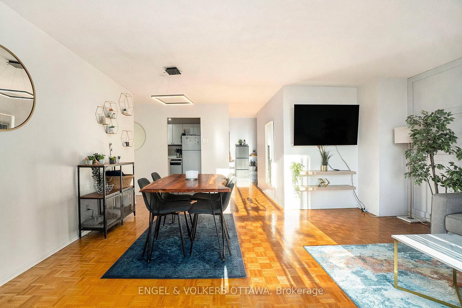 907 - 475 Laurier Avenue, Ottawa, ON — photo 4