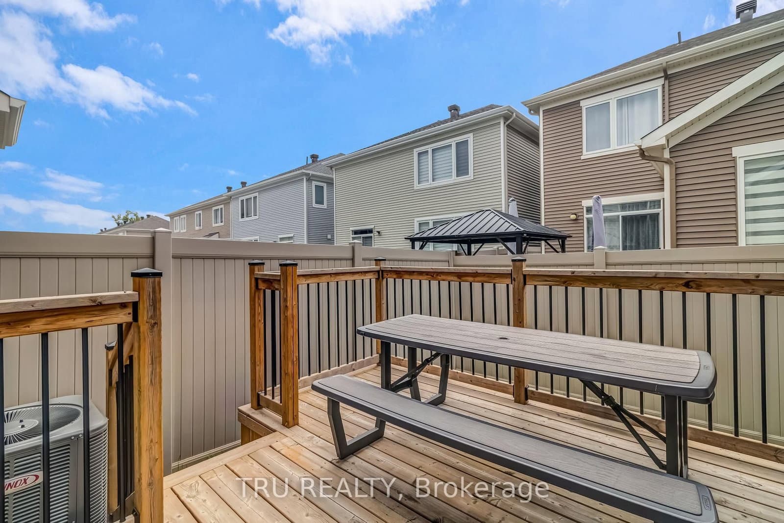 20 Coppermine Street, Ottawa, ON — photo 30