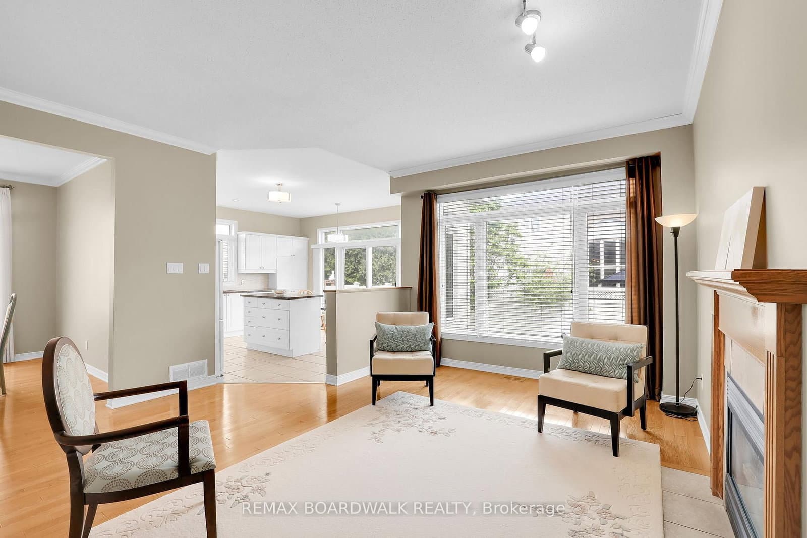 82 Upney Drive, Ottawa, ON — photo 3