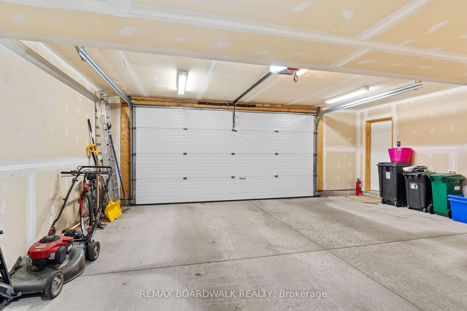 108 EDITH MARGARET Place, Ottawa, ON — photo 32