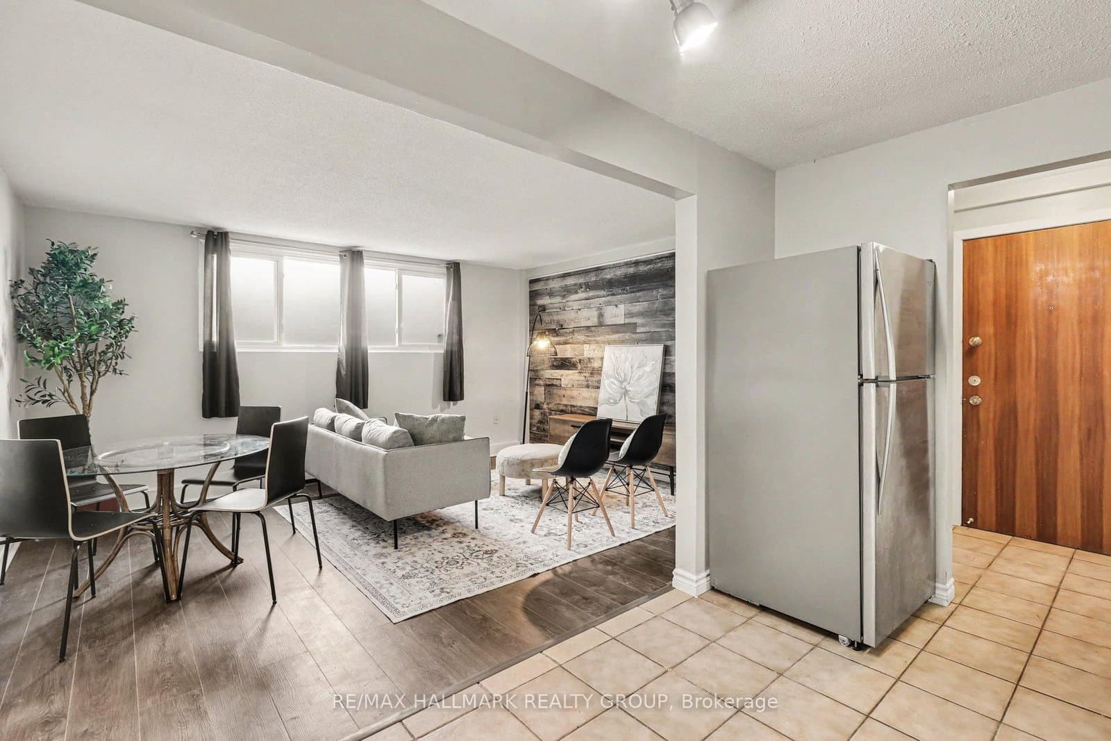2 - 898 Elmsmere Road, Ottawa, ON — photo 9