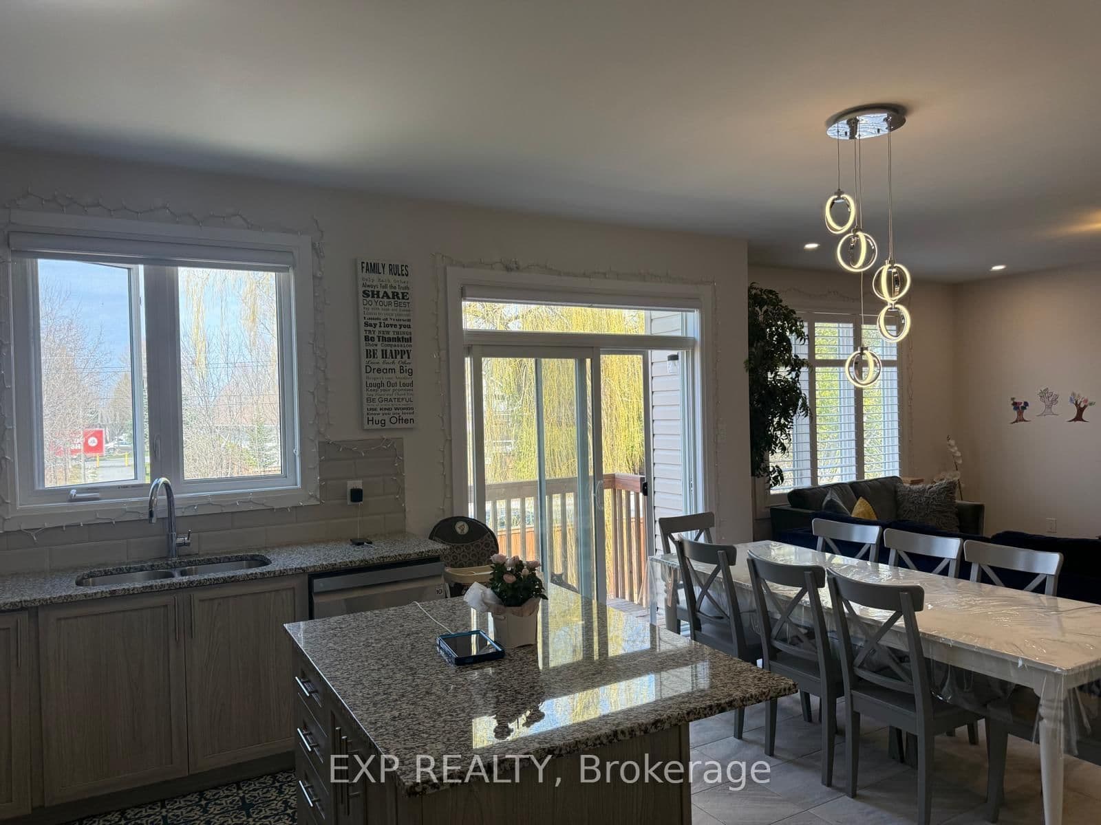 138 RYLAND Street, Ottawa, ON — photo 5