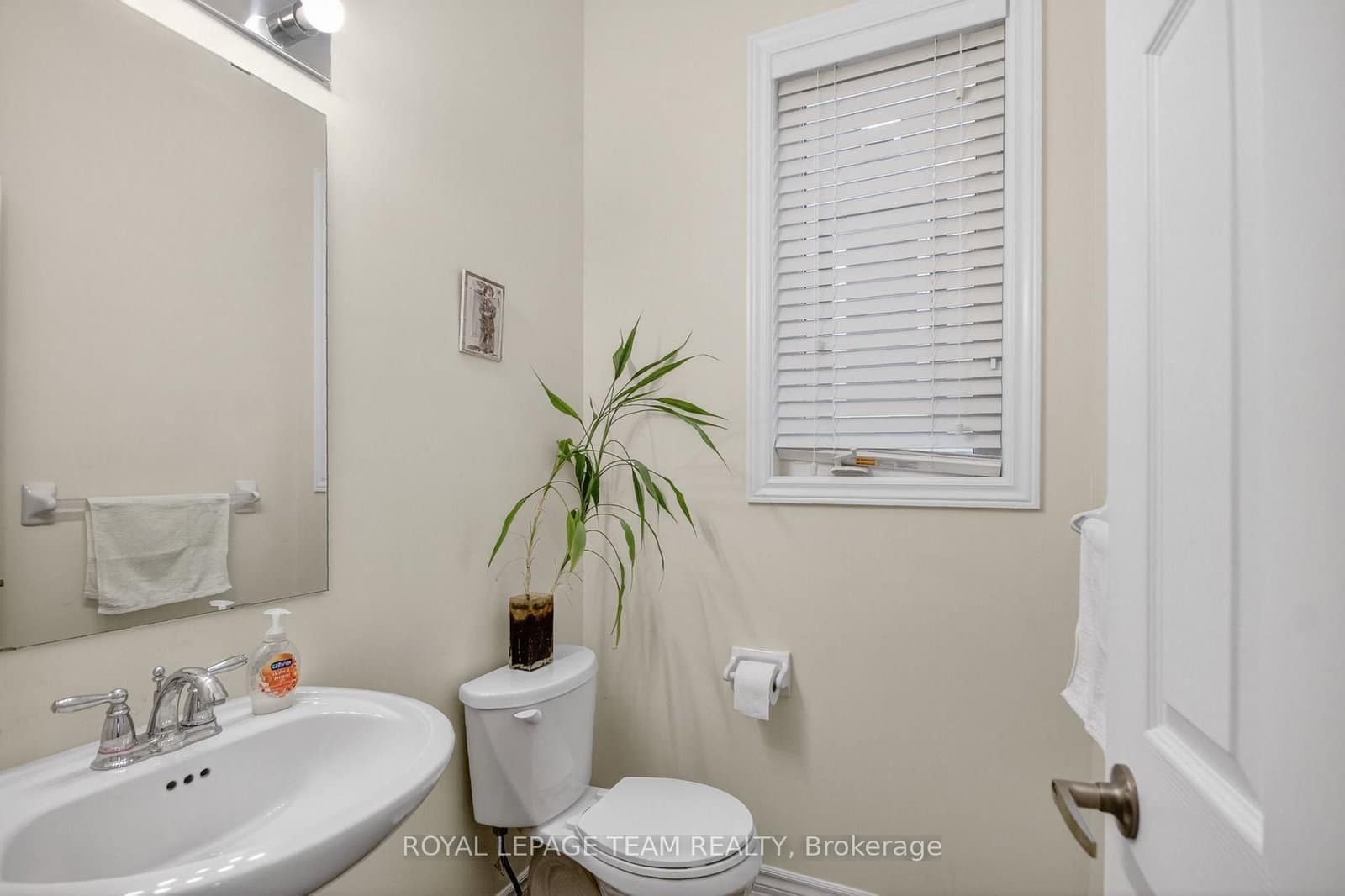 232 Rivertree Street, Ottawa, ON — photo 37