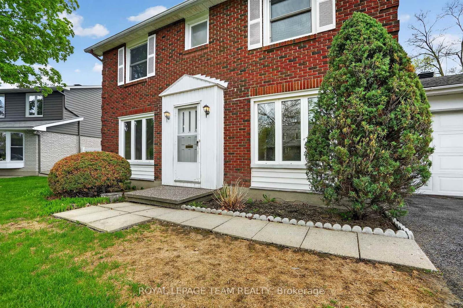 16 Parkglen Drive, Ottawa, ON — photo 2