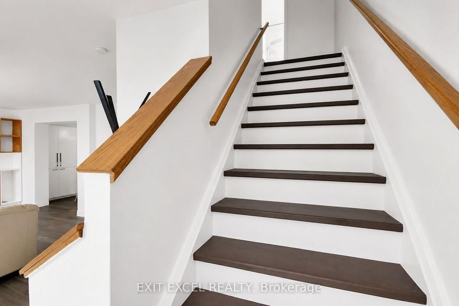 25 Uxbridge Crescent, Ottawa, ON — photo 15