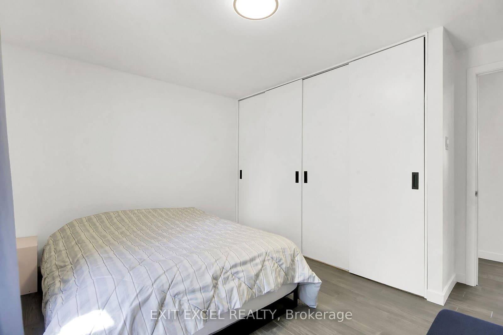 25 Uxbridge Crescent, Ottawa, ON — photo 18