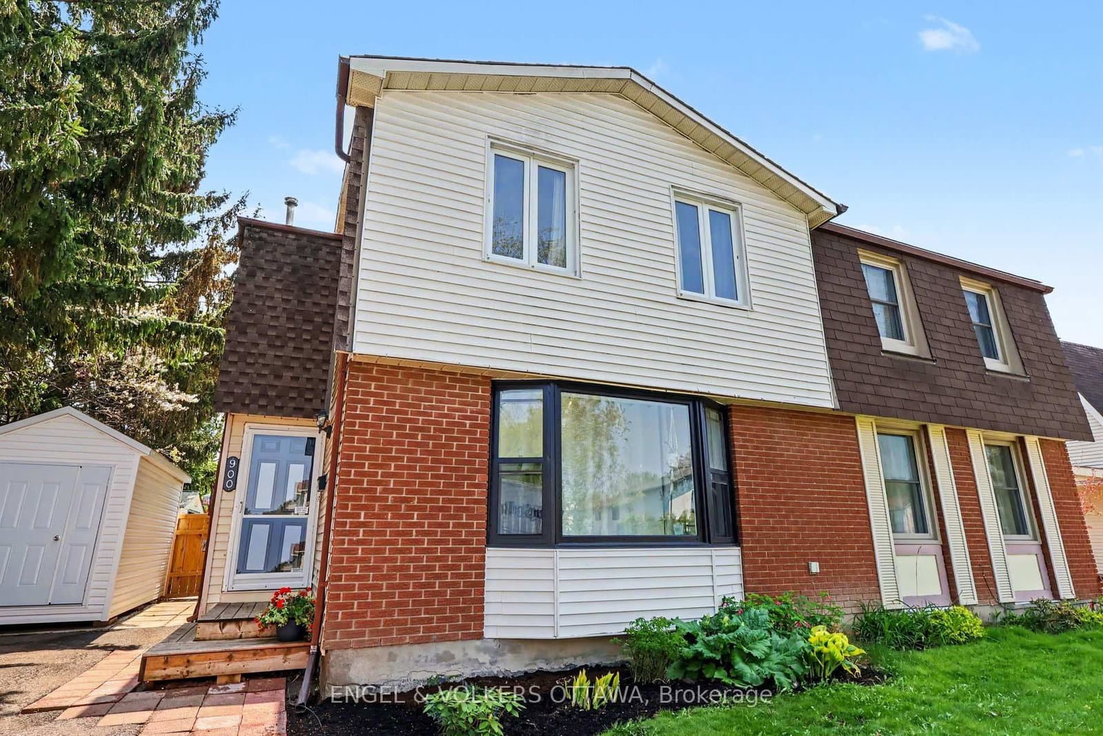 900 Borland Drive, Ottawa, ON — photo 2