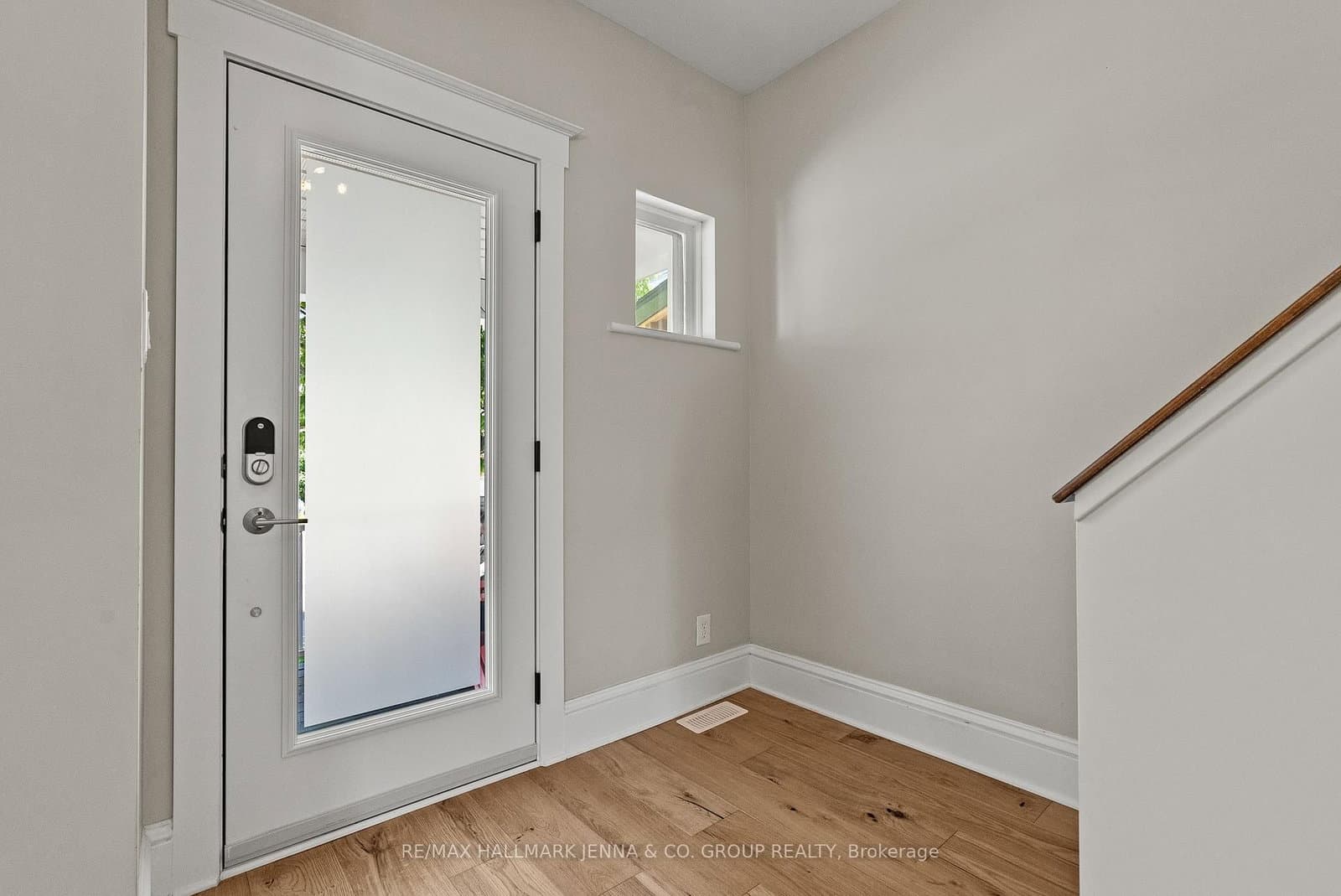 114 Hamilton Avenue, Ottawa, ON — photo 3