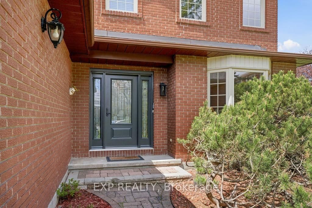 1536 Michaelsem Street, Ottawa, ON — photo 2