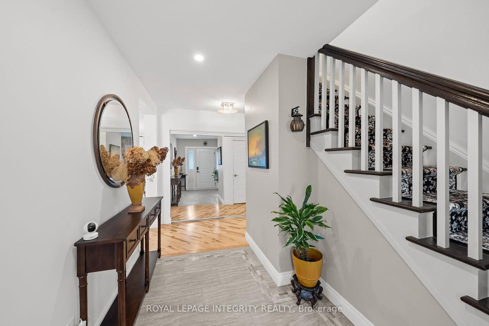 45 Goulburn Avenue, Ottawa, ON — photo 2
