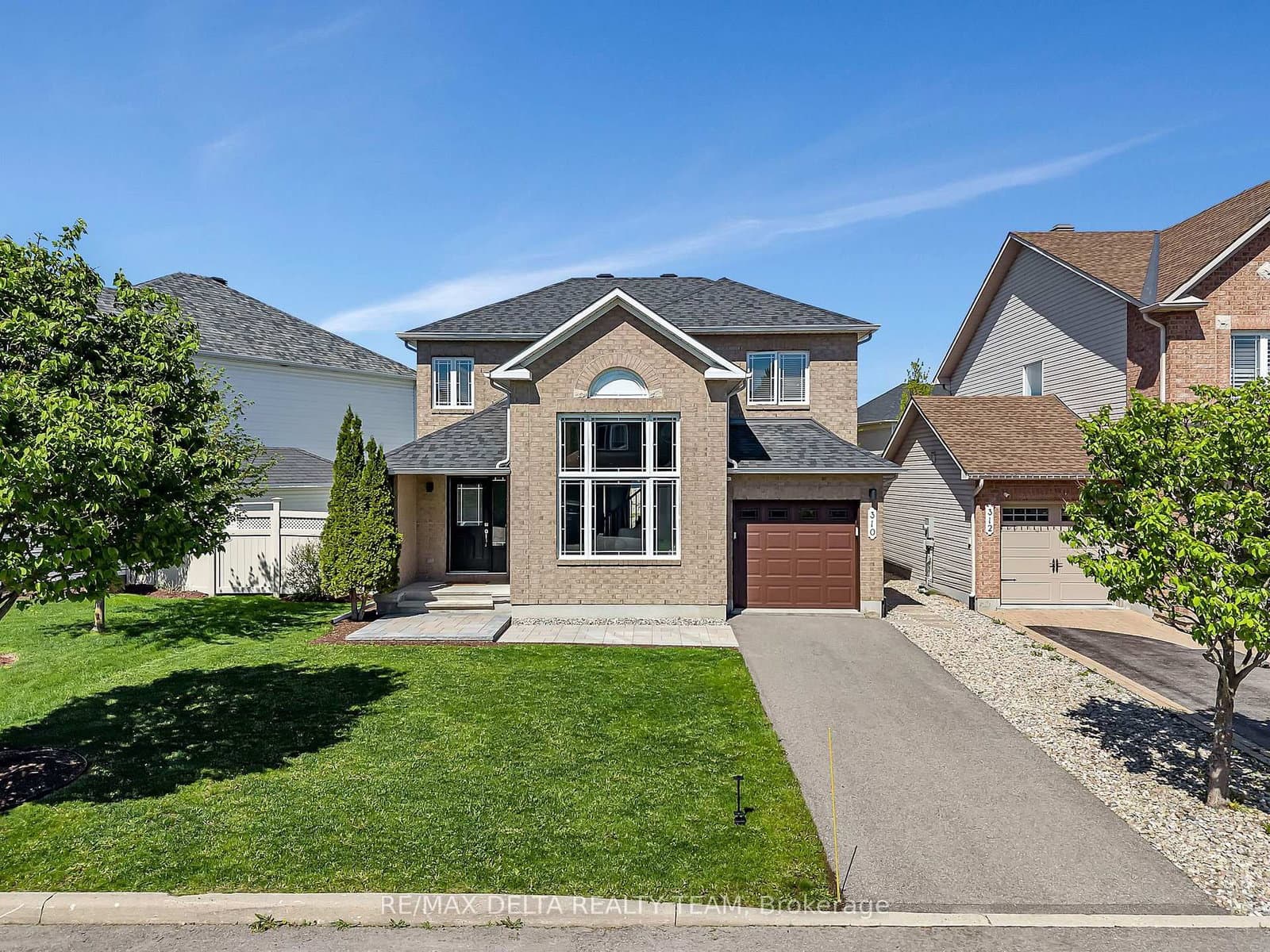 310 Sarabella Street, Ottawa, ON