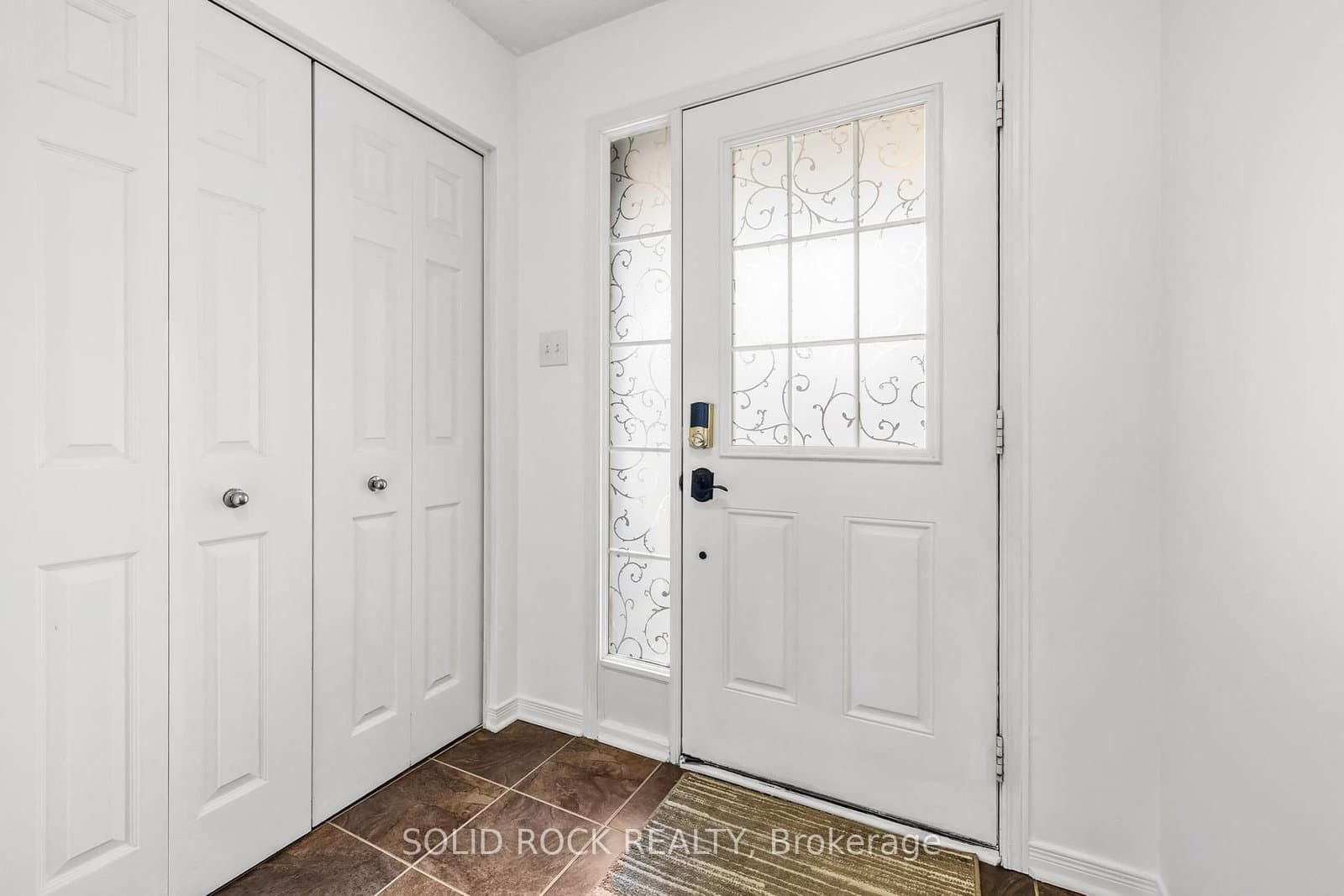 438 Haresfield Court, Ottawa, ON — photo 3