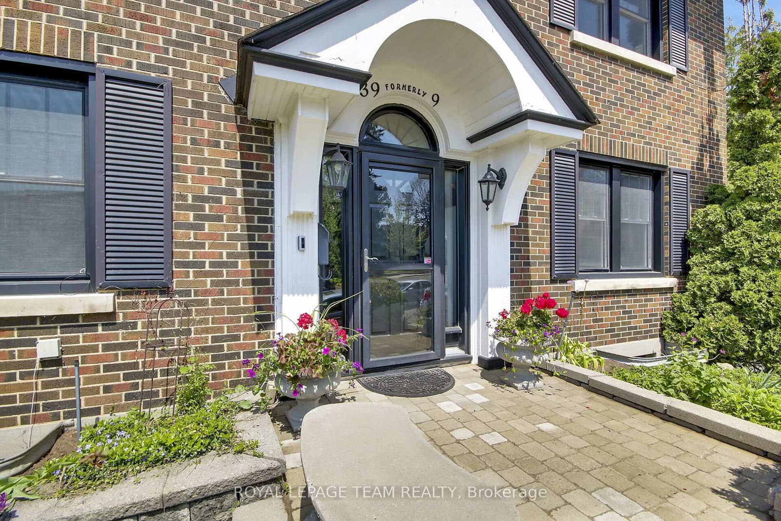 39 Crescent Heights, Ottawa, ON — photo 3