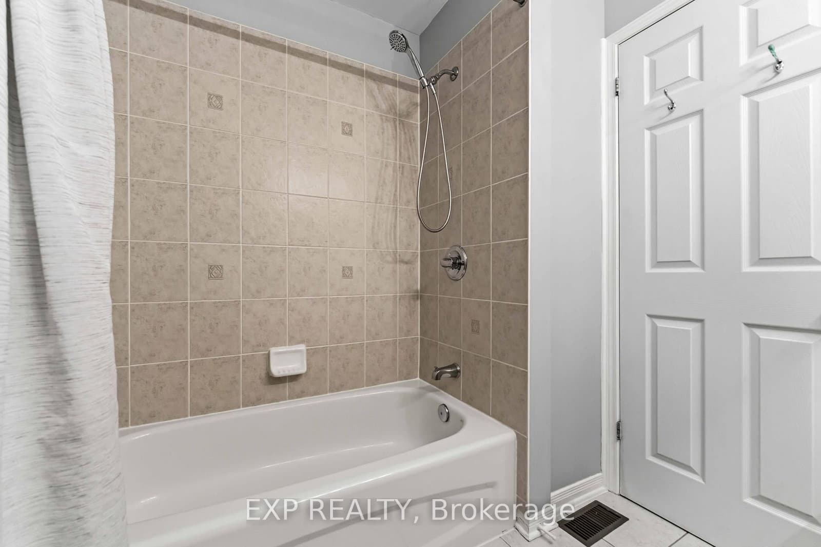 81 Strathaven Private, Ottawa, ON — photo 26