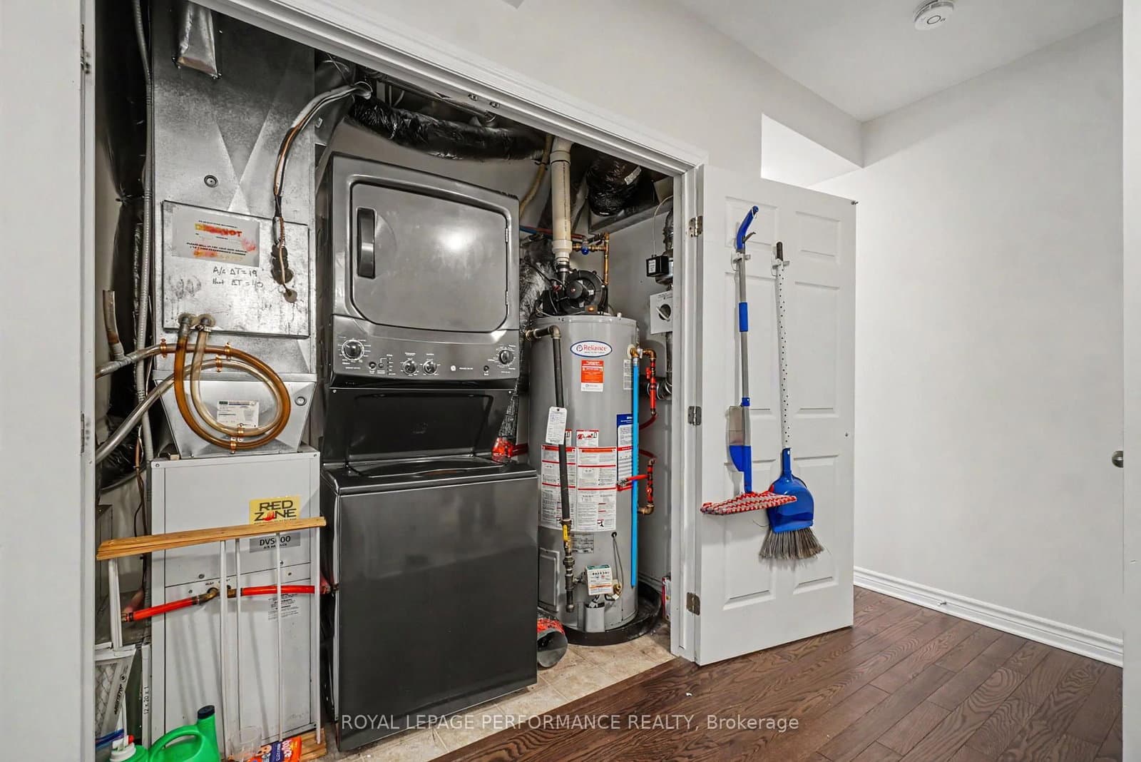 D - 326 Everest Private, Ottawa, ON — photo 21