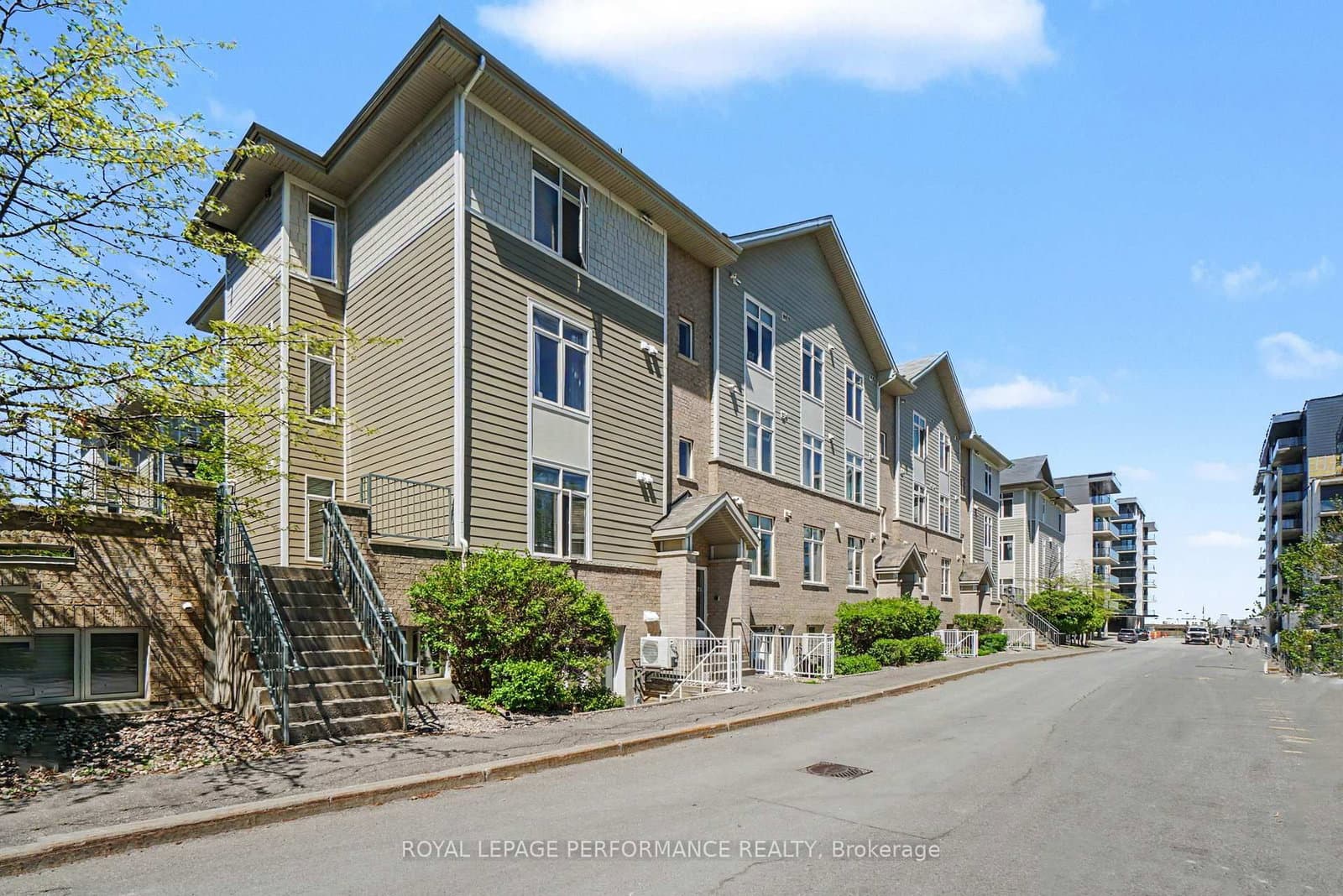 D - 326 Everest Private, Ottawa, ON — photo 3