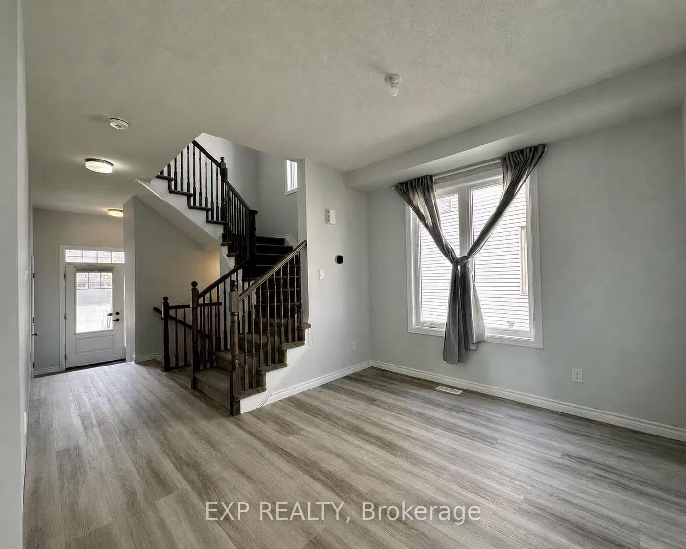 823 Regulus Ridge, Ottawa, ON — photo 3