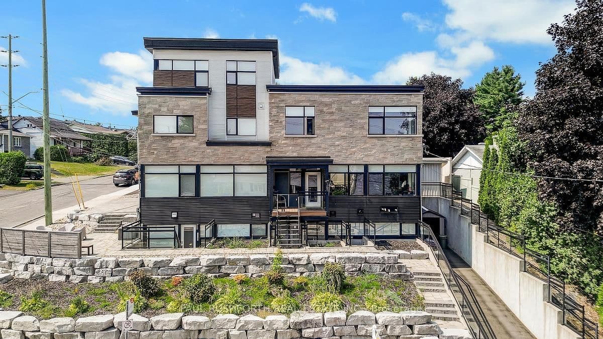 B - 7039 Notre Dame Street, Ottawa, ON