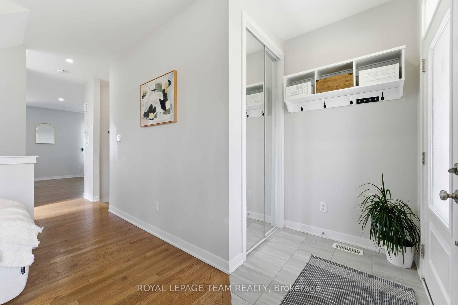 3048 Travertine Way, Ottawa, ON — photo 4