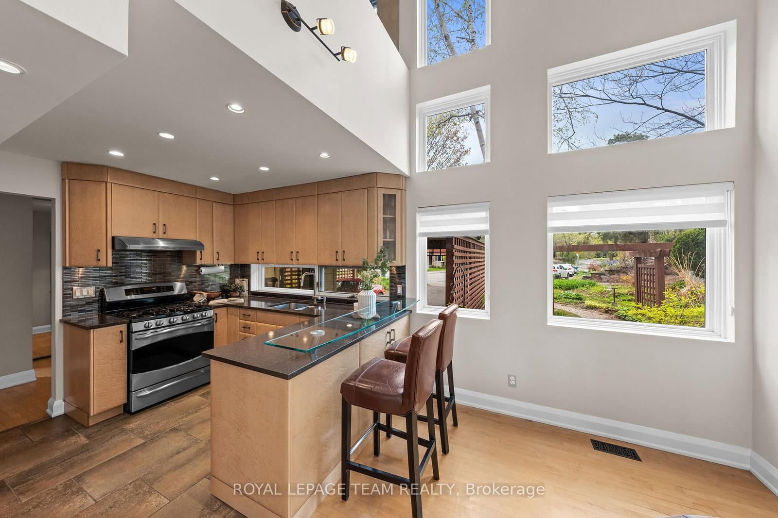 1965 Bromley Road, Ottawa, ON — photo 10