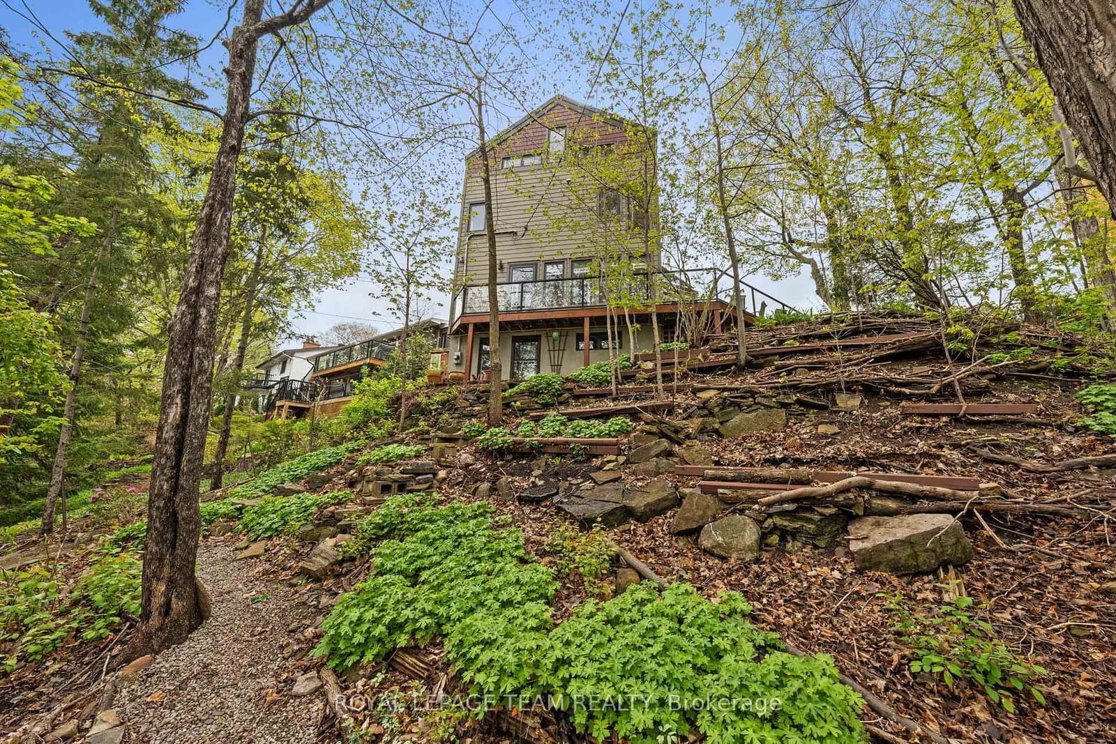 1965 Bromley Road, Ottawa, ON — photo 46