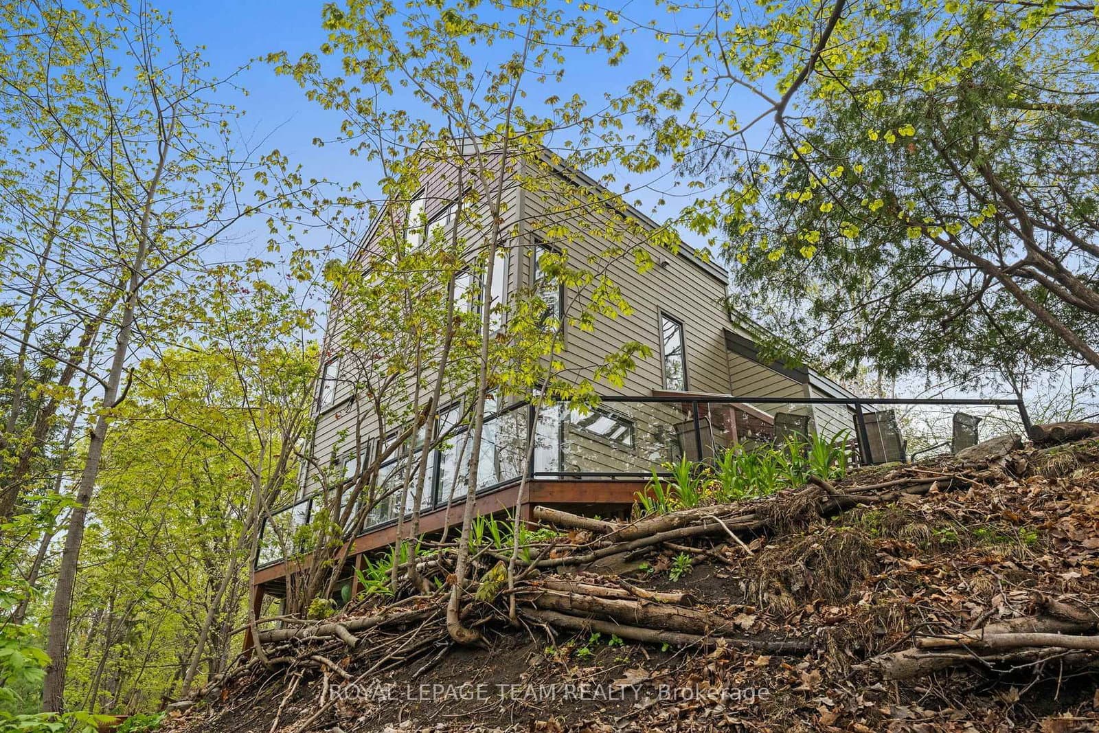1965 Bromley Road, Ottawa, ON — photo 47