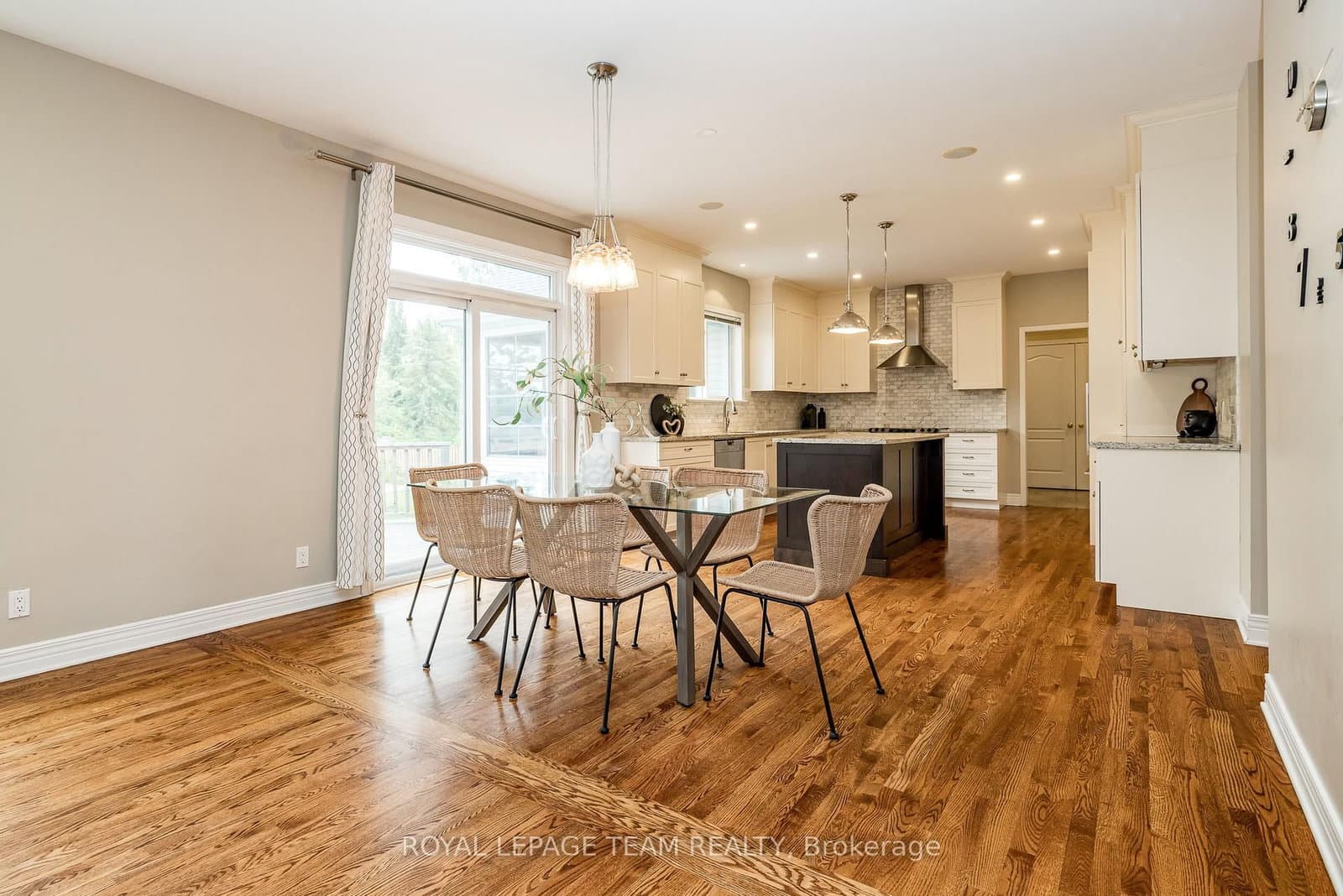 10 Beechgrove Gardens, Stittsville, ON — photo 10