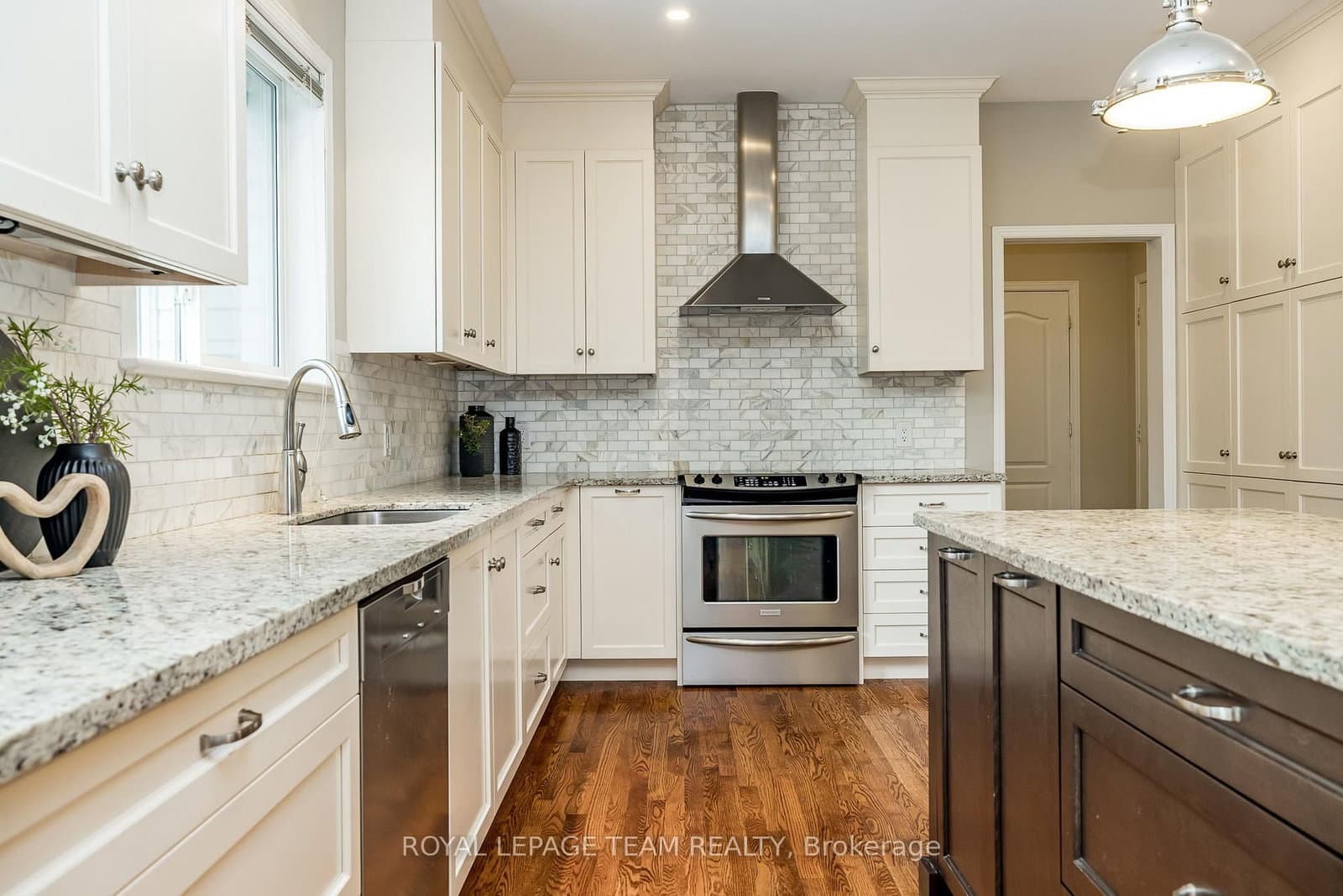 10 Beechgrove Gardens, Stittsville, ON — photo 12