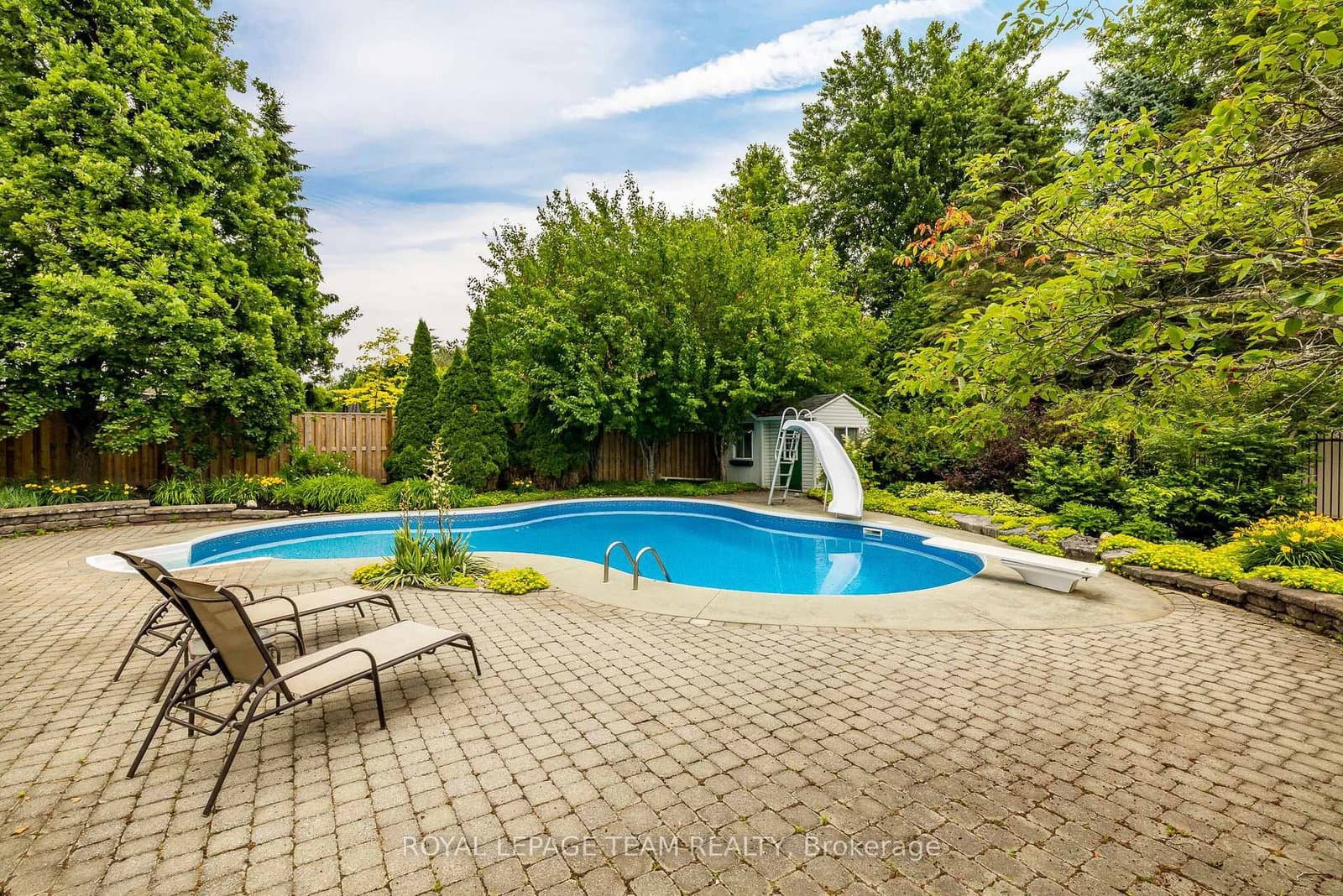 10 Beechgrove Gardens, Stittsville, ON — photo 39
