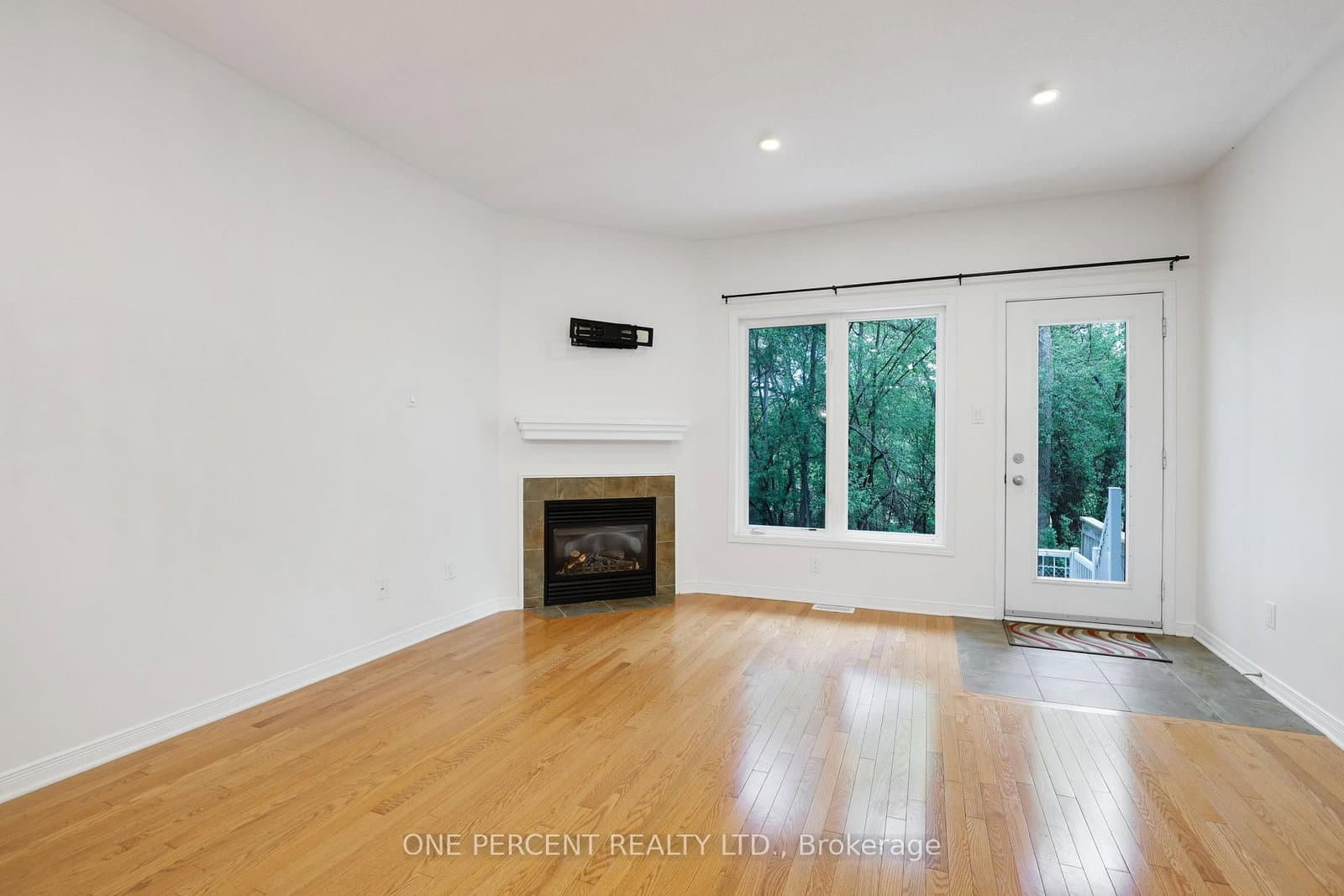 1048 Redtail Private, Ottawa, ON — photo 14