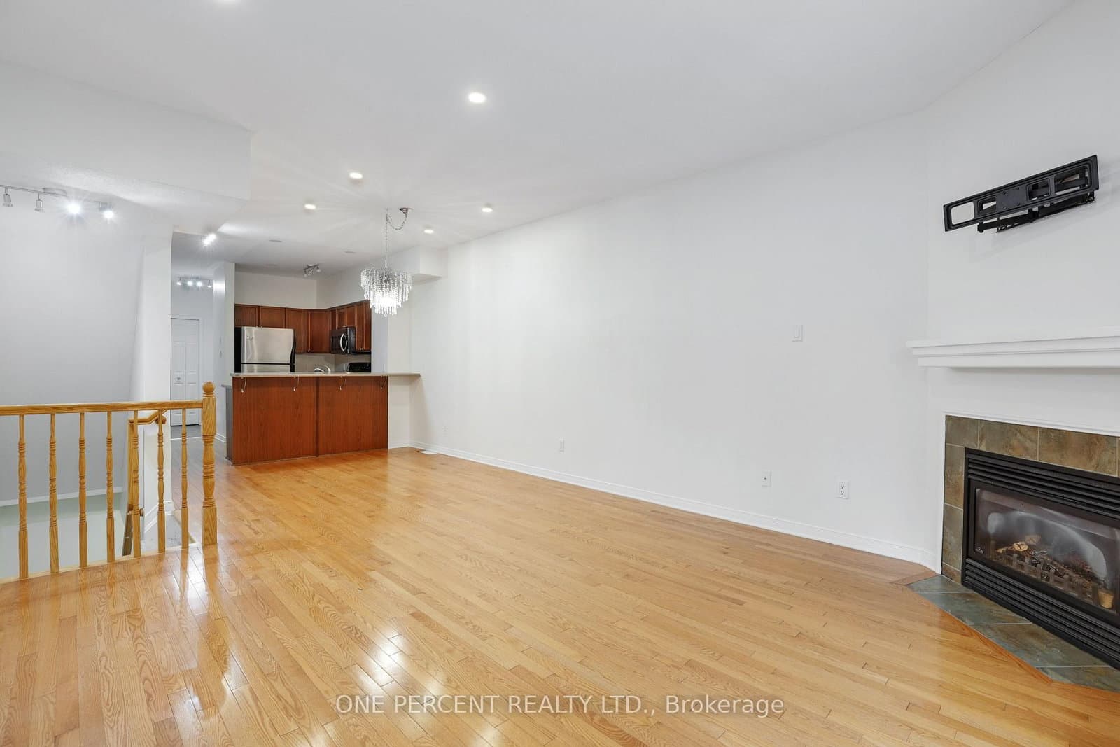 1048 Redtail Private, Ottawa, ON — photo 15