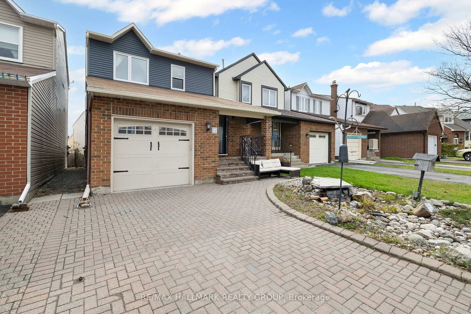 54 Fireside Crescent, Ottawa, ON