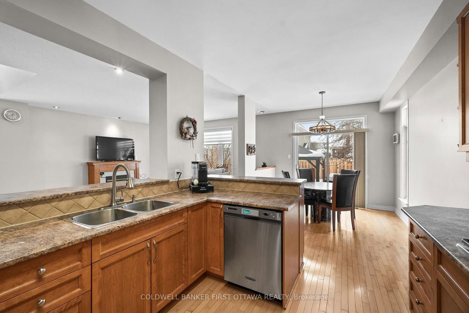 6A ROSETTA Avenue, Ottawa, ON — photo 10