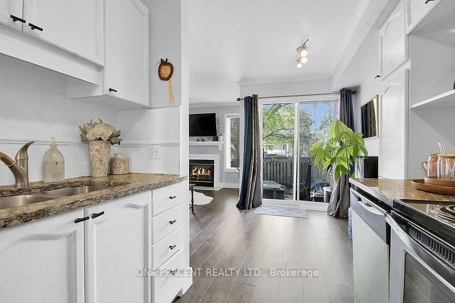 166 Beatrice Drive, Ottawa, ON — photo 9