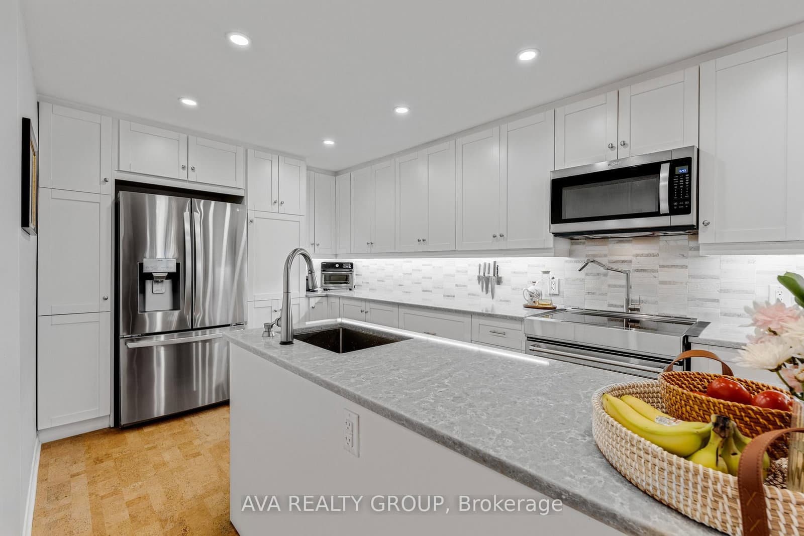 106 Stratas Court, Kanata, ON — photo 1
