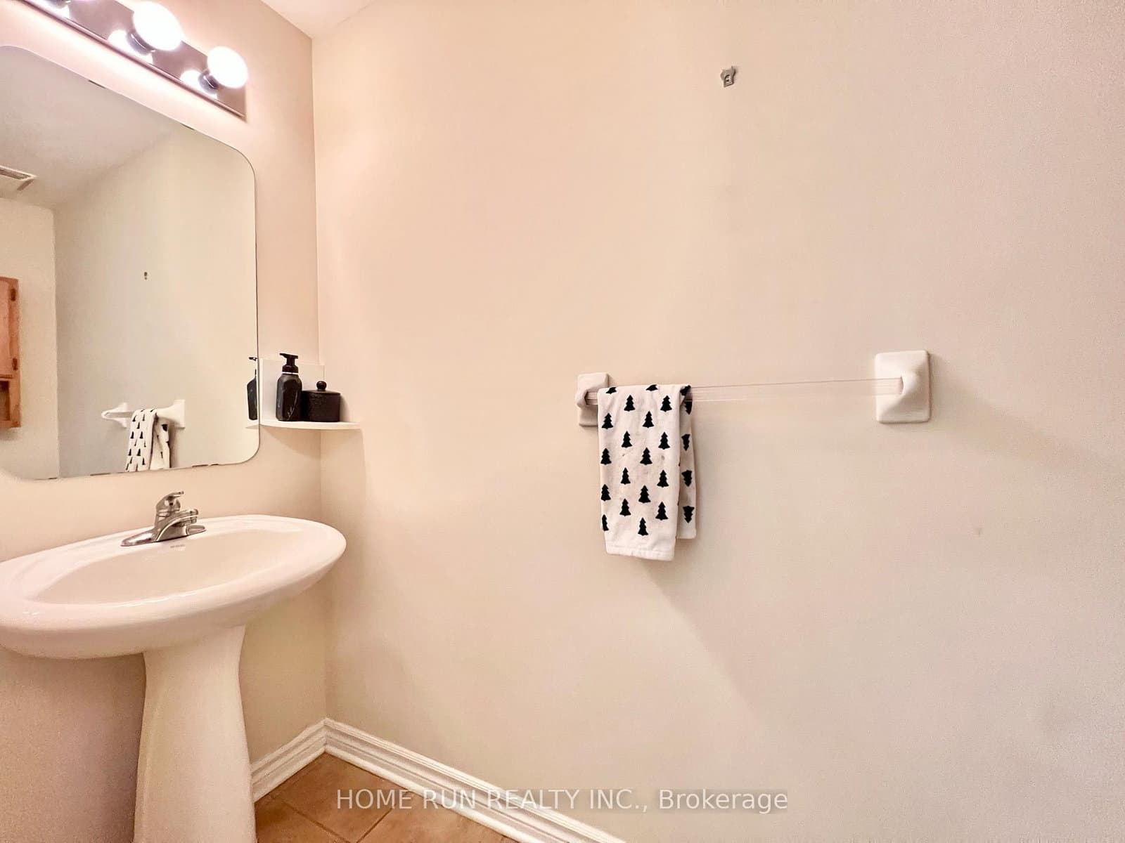 217 Deerfox Drive, Ottawa, ON — photo 13