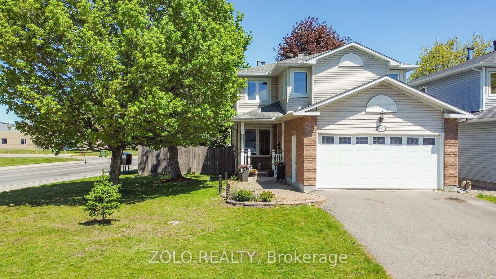617 Pocono Crescent, Orleans, ON