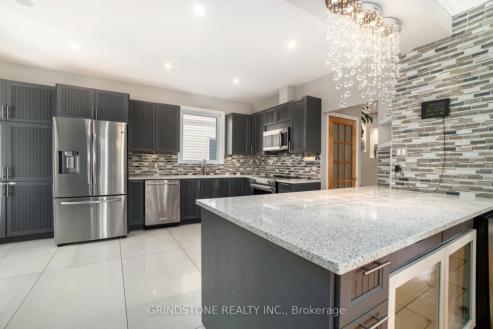 95 Evanshen Crescent, Kanata, ON — photo 12