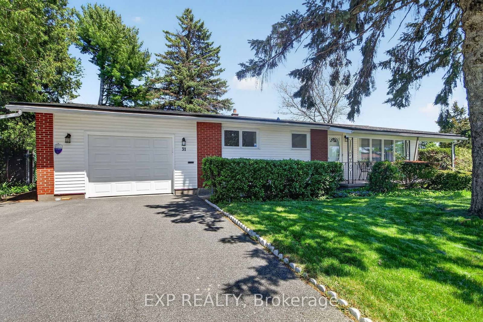 31 Barlyn Avenue, Ottawa, ON — photo 2