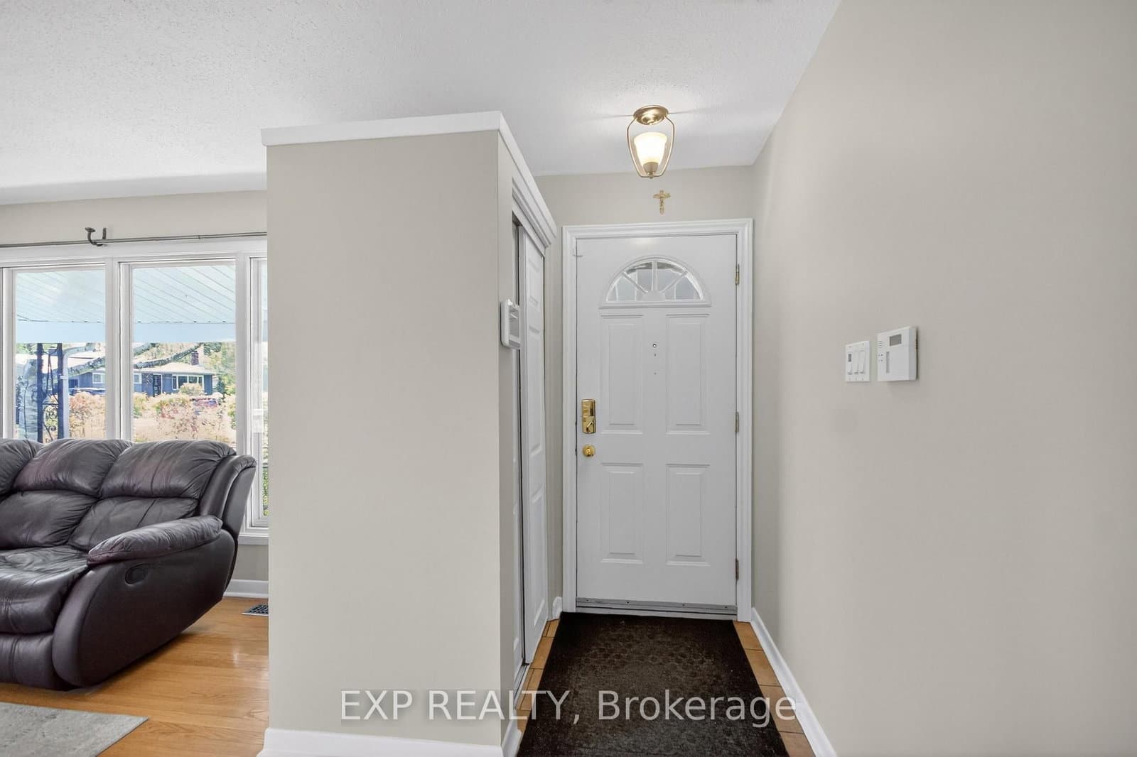 31 Barlyn Avenue, Ottawa, ON — photo 3
