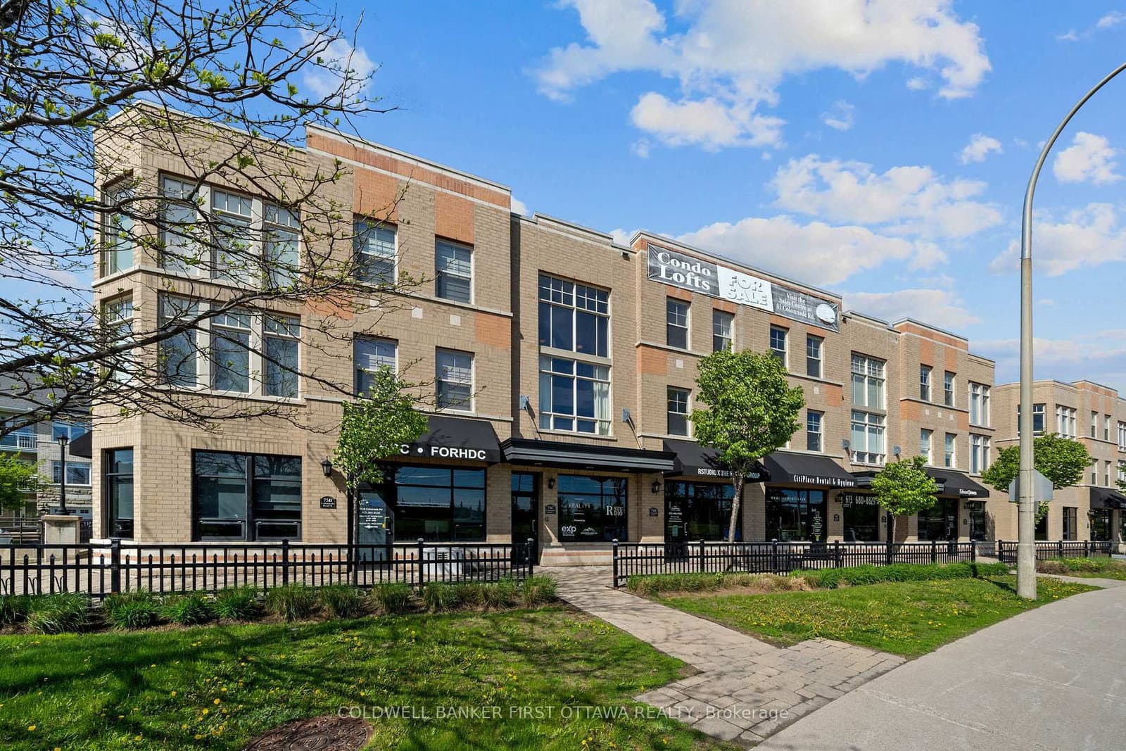 75C COLONNADE Road, Ottawa, ON — photo 2