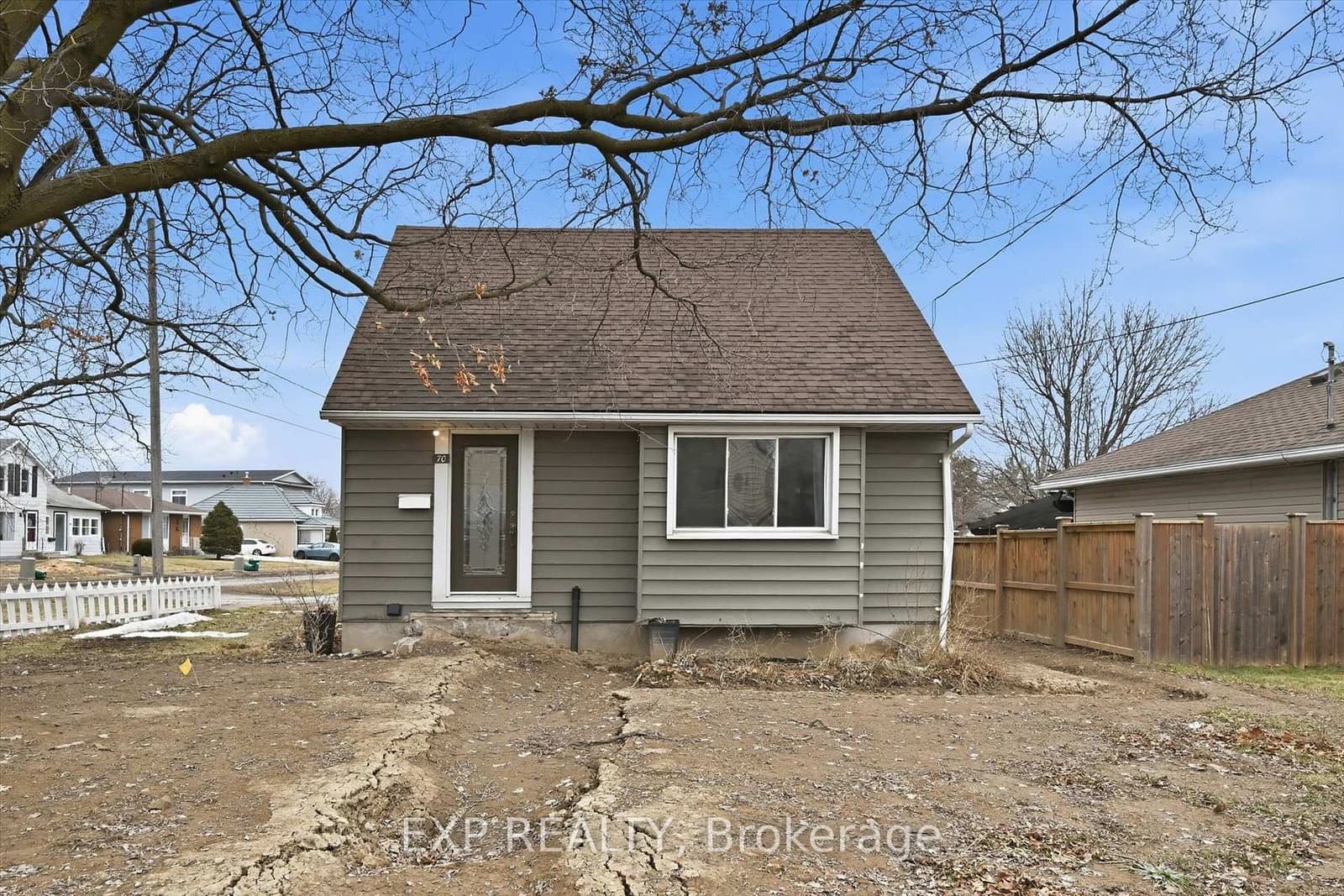 70 Whyte Avenue, Thorold, ON — photo 2